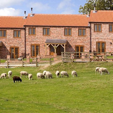 Red House Farm Cottages Беверли Экстерьер фото